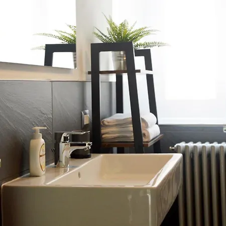 Corte Picasass Bed and Breakfast Viggiù
